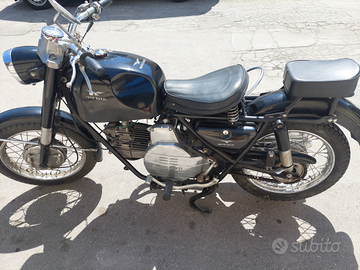 Moto Guzzi nuovo falcone 500