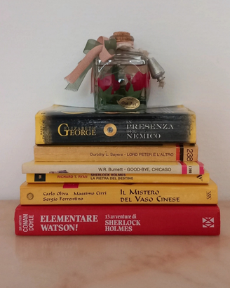 Set 6 libri gialli