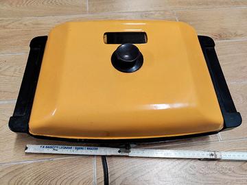 bistecchiera elettrica da 1000 Watt con coperchio