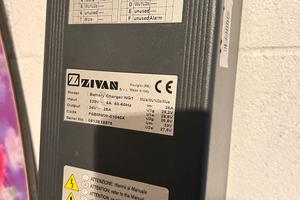 Caricabatteria Zivan 100A