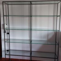 Scaffale ferro battuto e cristallo