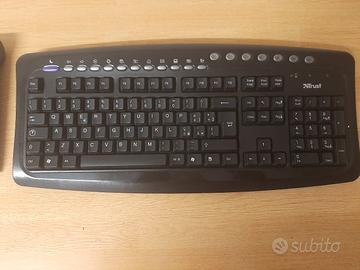 2 tastiere PC