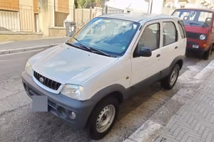 Dahiatsu Terios 1,3 benzina 2w4 anno 2002