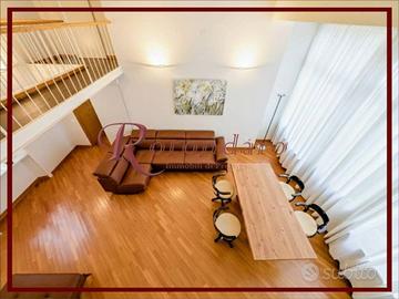 Appartamento di 120 m² con 3 locali a Milano