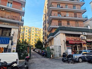 Via Battistello Caracciolo - Trilocale in parco