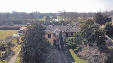 BIFAMILIARE A PIOMBINO DESE