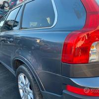 Ricambi usati per Volvo XC90 2.4 Diesel del 2007