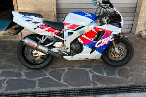 Honda cbr 900 RR sc28