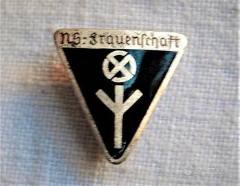 Distintivo tedesco epoca nazista “NS-Frauenschaft"