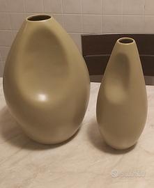 Vasi fiori ceramica abbinati (2+1 omaggio)