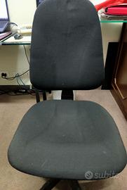 N° 2 sedie da ufficio