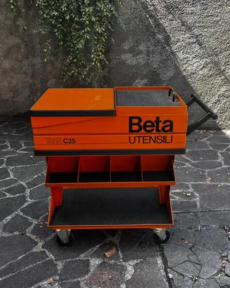 2 carrelli portautensili Beta C25 tank originali