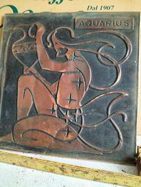 Antico quadro opera in rame in bassorilievo
