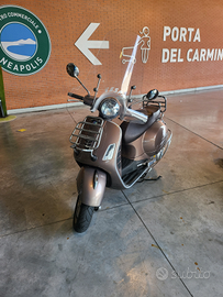 Vespa gts 300