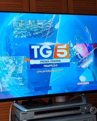TV 40" no smart completo di Fire stick