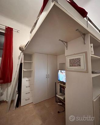 Letto matrimoniale a soppalco