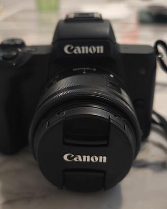 Canon EOS M50 + obiettivo 15-45mm –