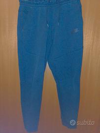 Pantaloni Nike Tech