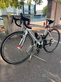 bici da corsa fontana carbonio 