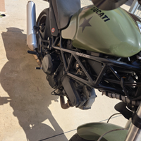 Ducati monster 696 dark