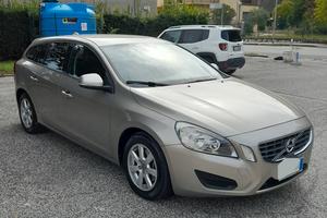 Volvo V60 2.0  D3 Kinetic