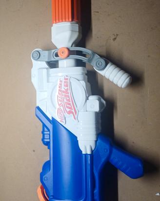 fucile ad acqua NERF 