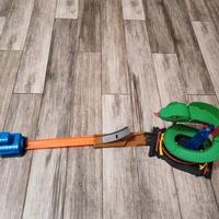 Hot Wheels Attacco al Cobra Playset

