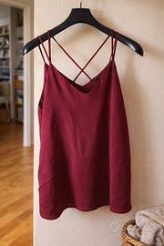 Top Stradivarius bordeaux spalline incrociate L