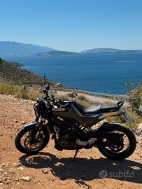 Husqvarna svartpilen 401