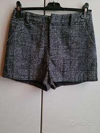 Pantaloncini in lana