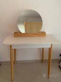 toeletta/scrivania