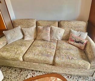 Set salotto completo 3+2 poltroni- buono stato