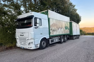 Autotreno daf xf walking floor piano mobile