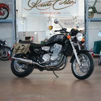 Triumph 309 RT Thunderbird 900 conservata