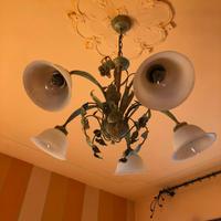 Lampadarioin ferro battuto verde