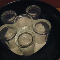 Bicchieri, piatto da portata in vetro