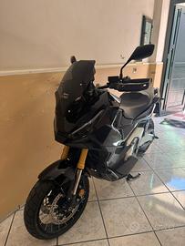 Honda Xadv 750 2025