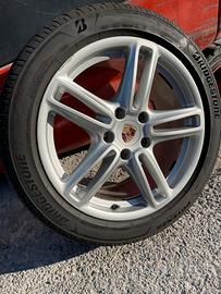 Cerchi PORSCHE PANAMERA completi di pneumatici P/E
