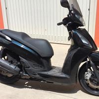 Kymco People 300i - 2013