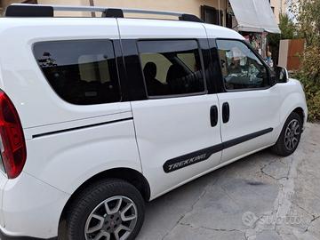 Fiat Doblò Trekking 1.6 multijet 120 cv 7 posti