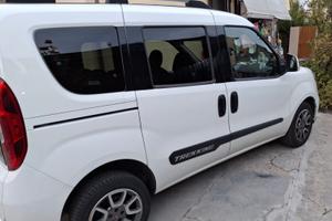 Fiat Doblò Trekking 1.6 multijet 120 cv 7 posti