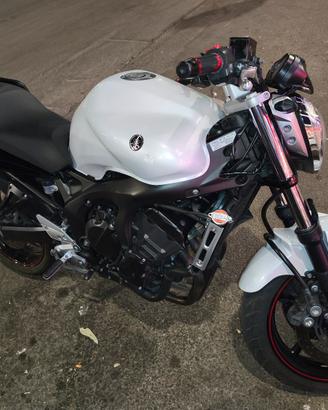Yamaha Fz6