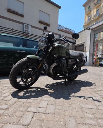 Moto Guzzi V7