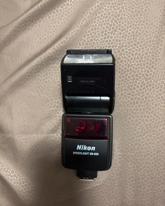 Nikon flash sb 600
