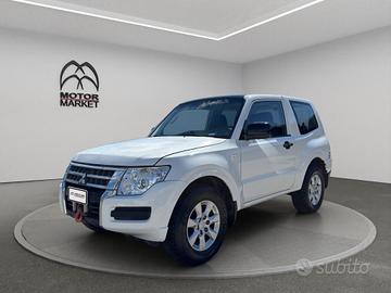 Mitsubishi Pajero 3.2 CR 100th 3p auto