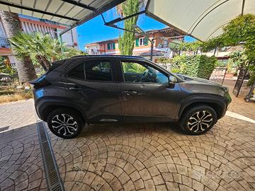 Toyota yaris cross hybrid 
