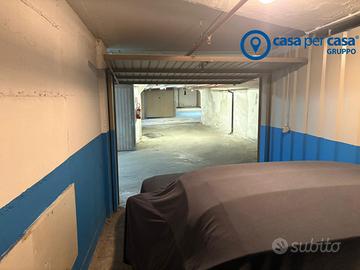 Garage in centro
