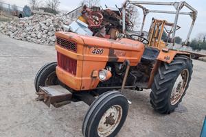 Trattore fiat 640 fiat 480 ricambi usati