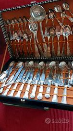 SERVIZIO di POSATE per 12 persone  “ARG 800”