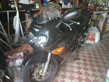 Nr. 2 Suzuki gsx 600 f